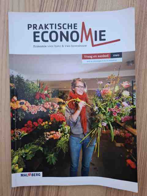 9789402006124-Praktische-Economie-module-2-vwo-bovenbouw