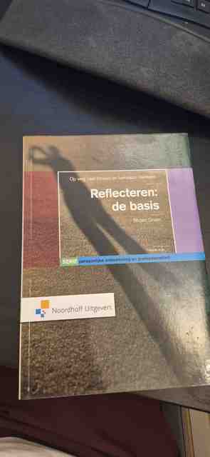 9789001776367-Persoonlijke-ontwikkeling-en-professionaliteit-Reflecteren-de-basis