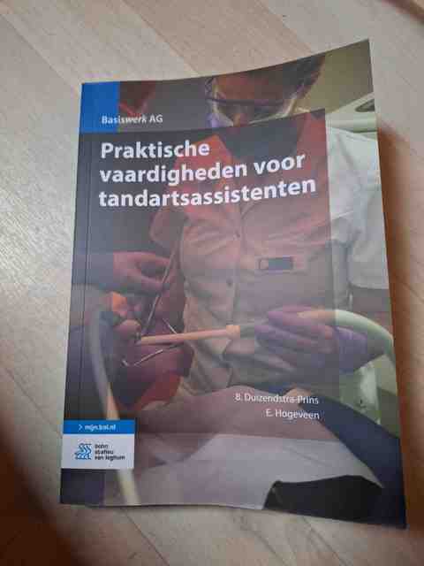 9789036820820-Praktische-vaardigheden-voor-tandartsassistenten