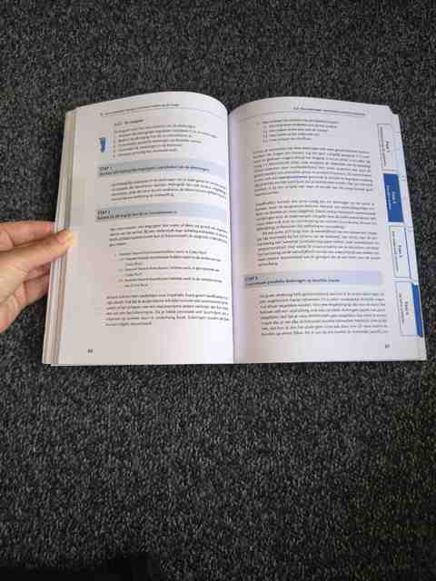 9789046902424-Handboek-academisch-schrijven