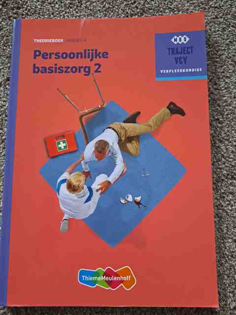 9789006910322-Persoonlijke-basiszorg-Theorieboek-Niveau-4