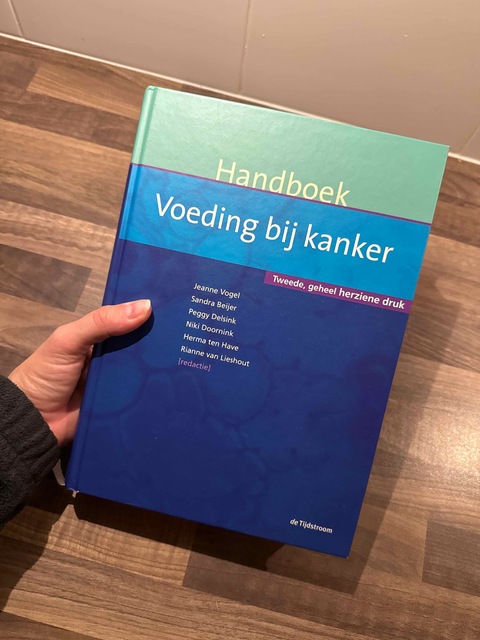 9789058982988-Handboek-voeding-bij-kanker