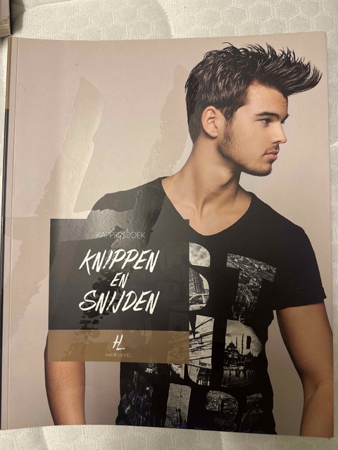 9789491277580-Hair-Level-Knippen-en-snijden