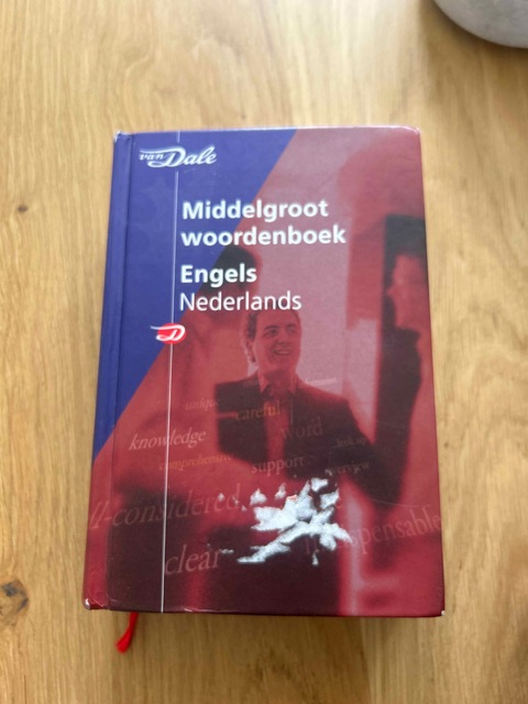 9789066482821-Van-Dale-Middelgroot-woordenboek-Engels-Nederlands