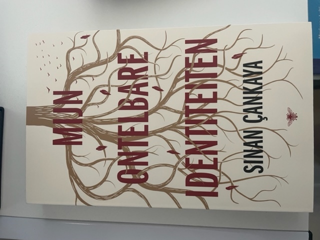 9789403184005-Mijn-ontelbare-identiteiten