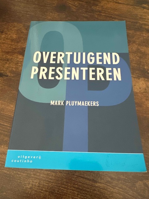 9789046902134-Overtuigend-presenteren