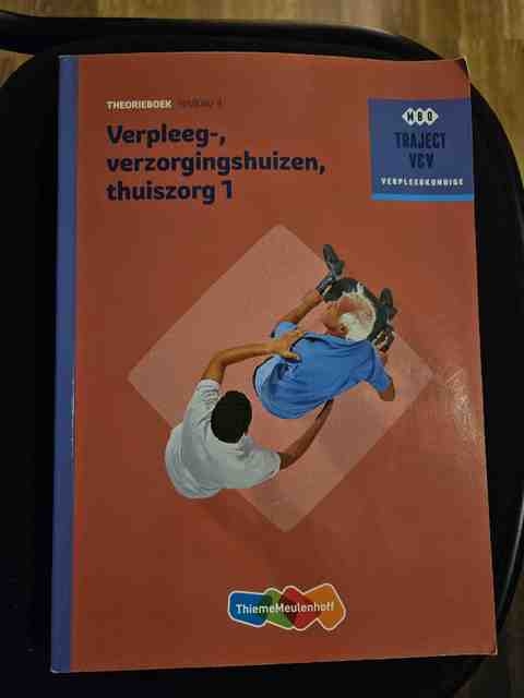 9789006910414-Verpleeg-verzorgingshuizen-thuiszorg-1-niveau-4