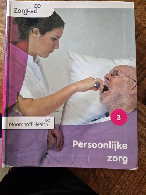 9789001872663-ZorgPad-Persoonlijke-zorg-Niveau-3-Theorieboek