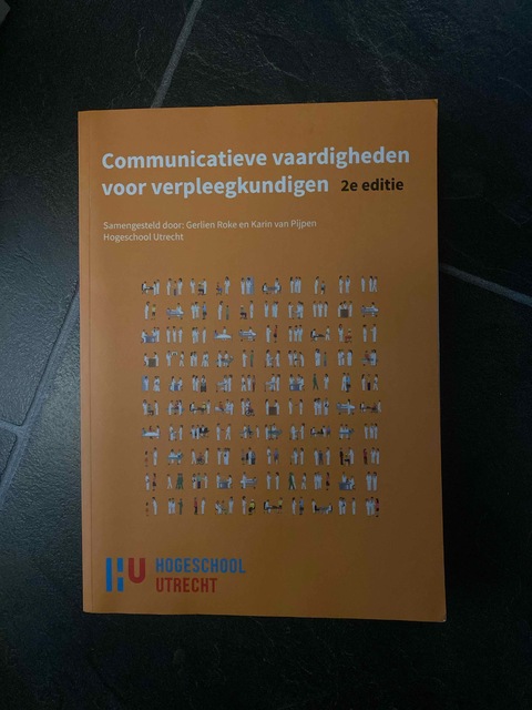 9789043038874-Communicatieve-vaardigheden-voor-verpleegkundigen-2e-custom-editie