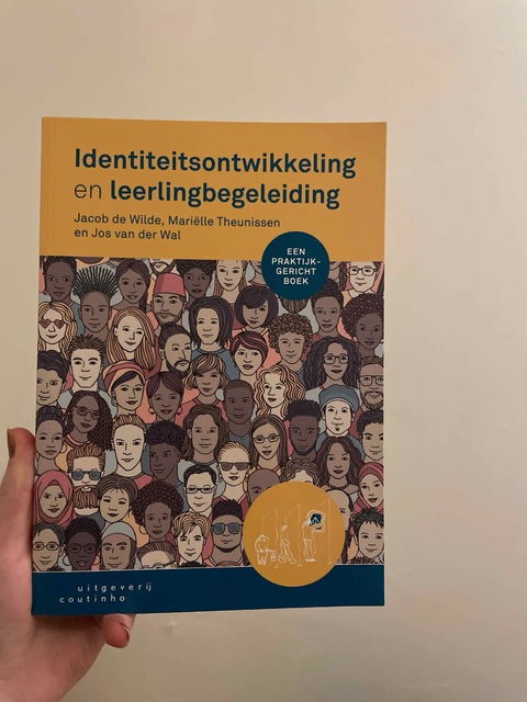 9789046907580-Identiteitsontwikkeling-en-leerlingbegeleiding