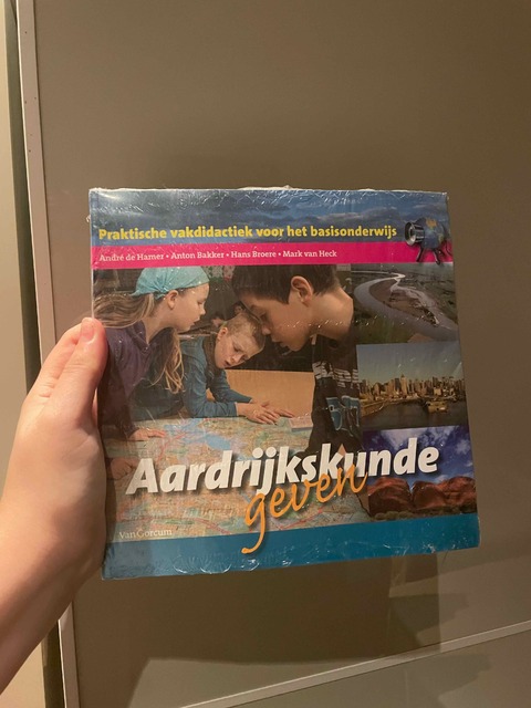 9789023243199-Aardrijkskunde-geven