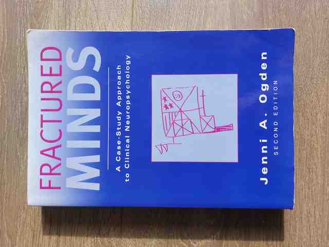 9780195171365-Fractured-Minds