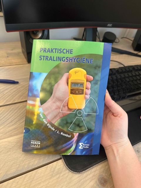 9789491764295-Praktische-stralingshygiene