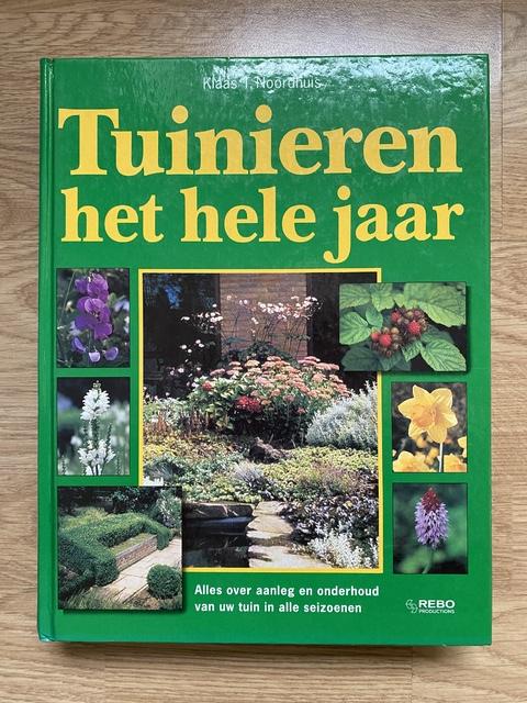 9789036608442-Tuinieren-het-hele-jaar