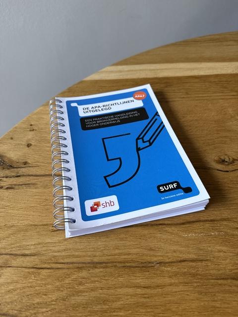 9789072482235-De-APA-richtlijnen-uitgelegd-Een-praktische-handleiding-voor-br