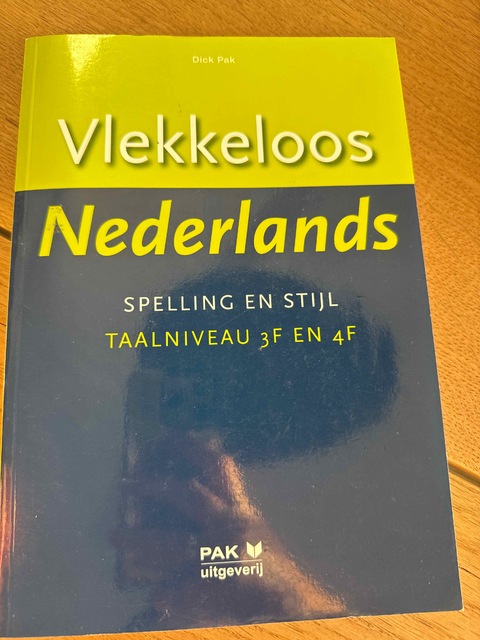 9789077018118-Vlekkeloos-Nederlands-Spelling-en-stijl