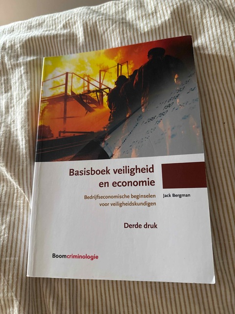 9789462366589-Basisboek-veiligheid-en-economie
