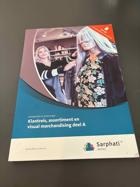 9789463971614-Klantreis-assortiment-en-visual-merchandising-folio