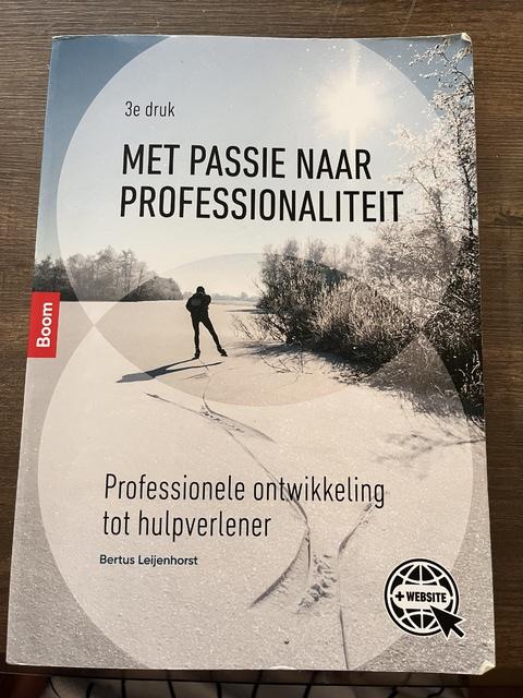 9789024424917-Met-passie-naar-professionaliteit