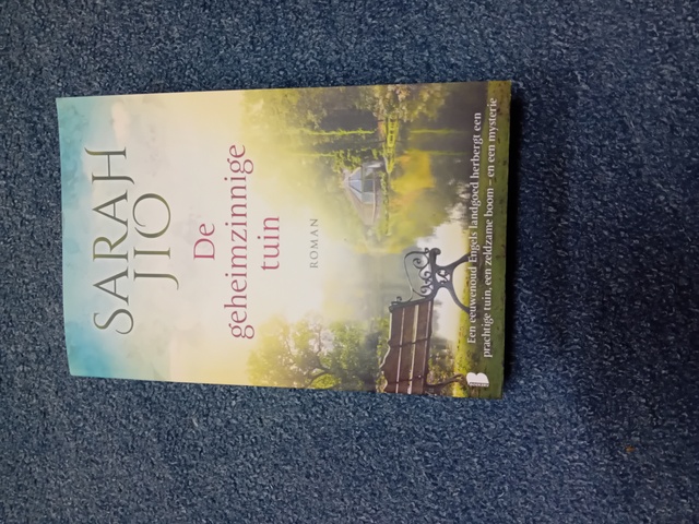 9789022584316-De-geheimzinnige-tuin