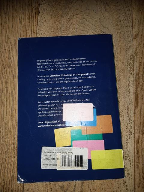 9789077018118-Vlekkeloos-Nederlands-Spelling-en-stijl