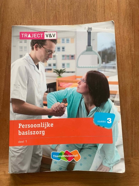 9789006924930-Persoonlijke-basiszorg-deel-1-niveau-3