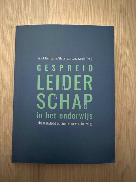 9789083042343-Gespreid-Leiderschap-in-het-onderwijs