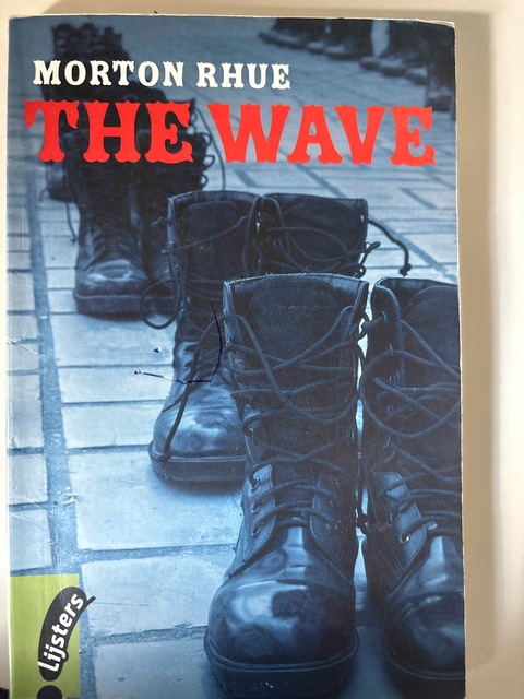 9789001874797-Morton-Rhue-The-Wave