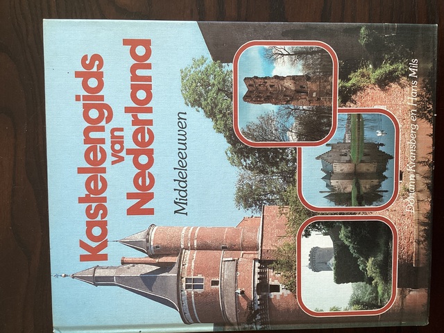 9789022838563-Kastelengids-van-nederland-m.eeuwen