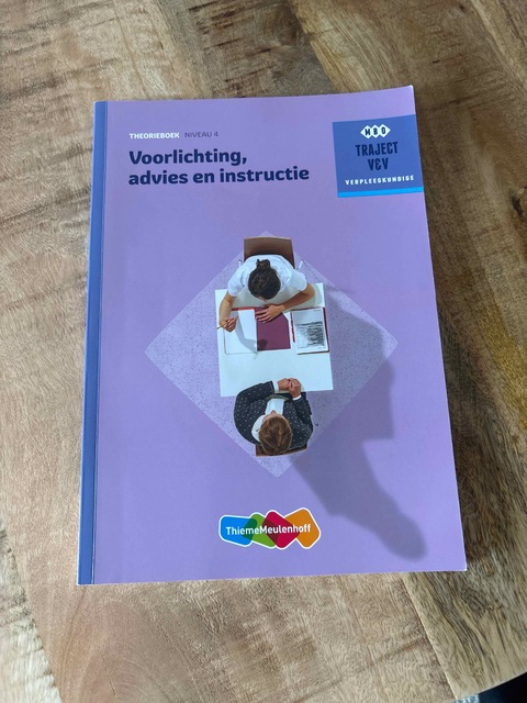 9789006910346-Voorlichting-advies-en-instructie-Theorieboek-Niveau-4