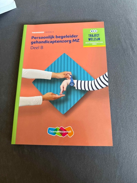 9789006858976-Traject-Welzijn-Theorieboek-Persoonlijk-begeleider-gehandicaptenzSL