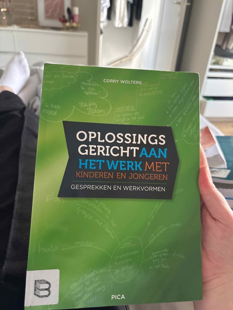 9789077671627-Oplossingsgericht-aan-het-werk-met-kinderen-en-jongeren