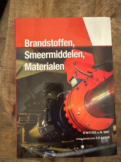 9789492083128-Brandstoffen-Smeermiddelen-Materialen