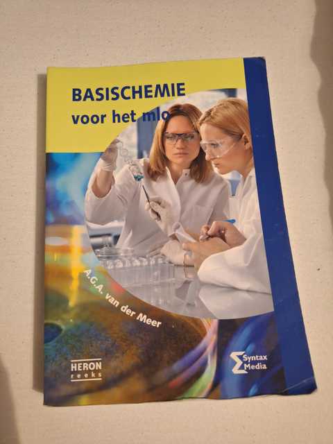 9789077423875-Basischemie-voor-het-MLO