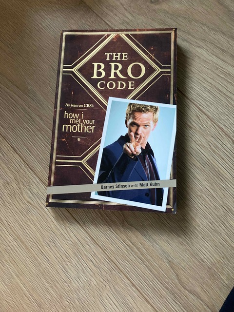 9781847399304-The-Bro-Code
