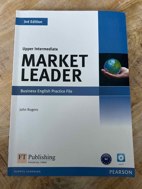 9781408237106-Market-Leader-Upper-Intermediate-Practice-File-with-Audio-CD
