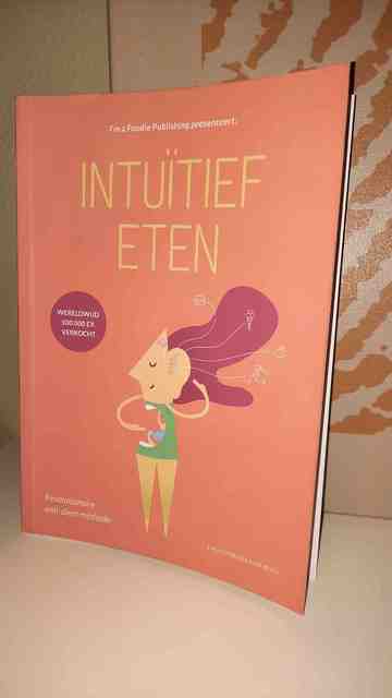 9789082700299-Intuitief-Eten