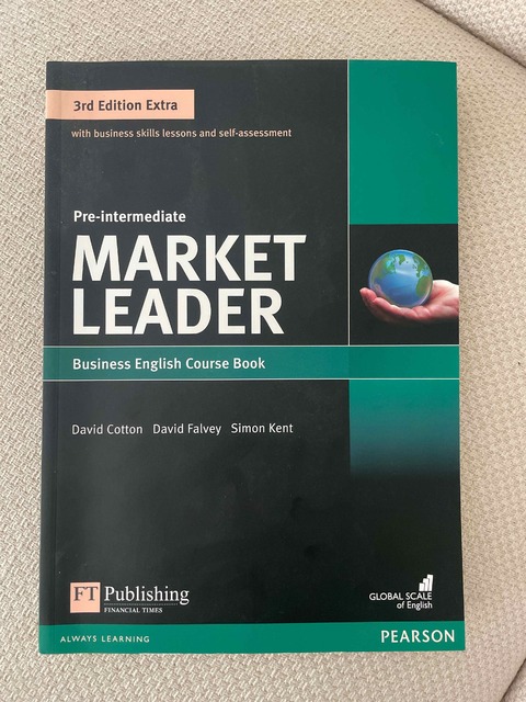 9781292134796-Market-Leader-Extra-Pre-Intermed.-CoursebkDVD