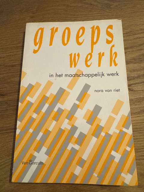 9789023237273-Groepswerk-in-het-maatschappelijk-werk