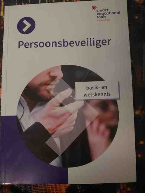 9789493252899-Persoonsbeveiliger-badis-en-wetskennis