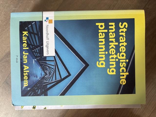 9789001877477-Strategische-marketingplanning