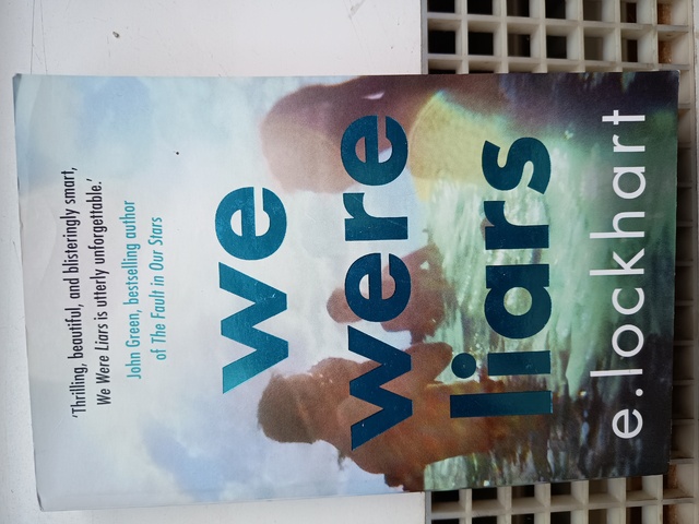 9781471403989-We-Were-Liars