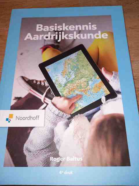 9789001299156-Basiskennis-Aardrijkskunde