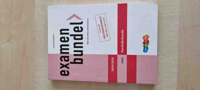 9789006650648-Examenbundel-vwo-Aardrijkskunde-20242025