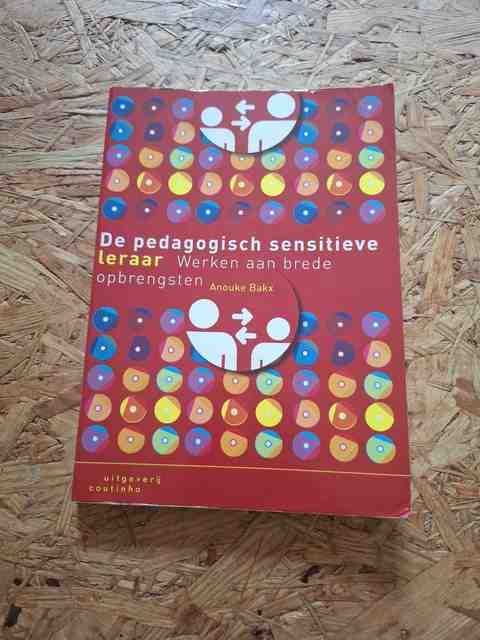 9789046904442-De-pedagogisch-sensitieve-leraar