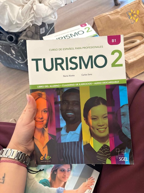 9788416782390-Turismo-2