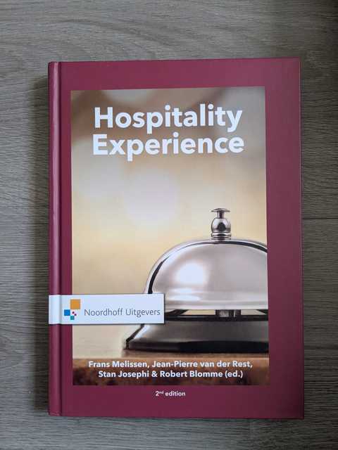 9789001885786-Hospitality-Experience
