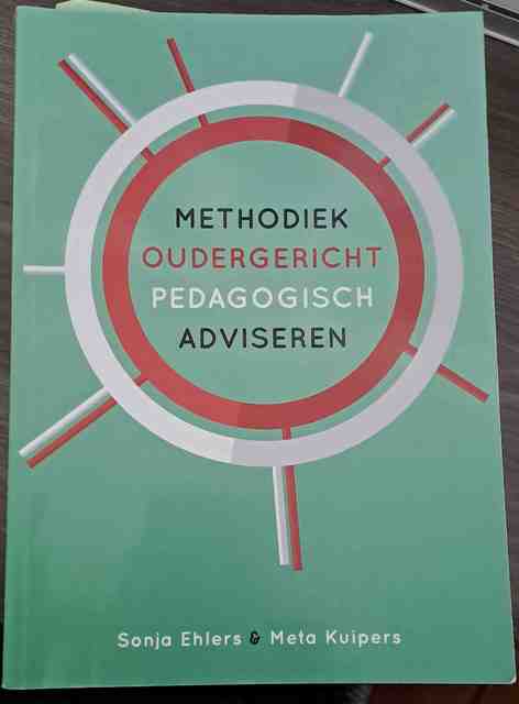 9789088506970-Methodiek-oudergericht-pedagogisch-adviseren