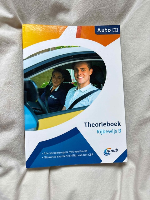 9789018047429-Theorieboek-Rijbewijs-B