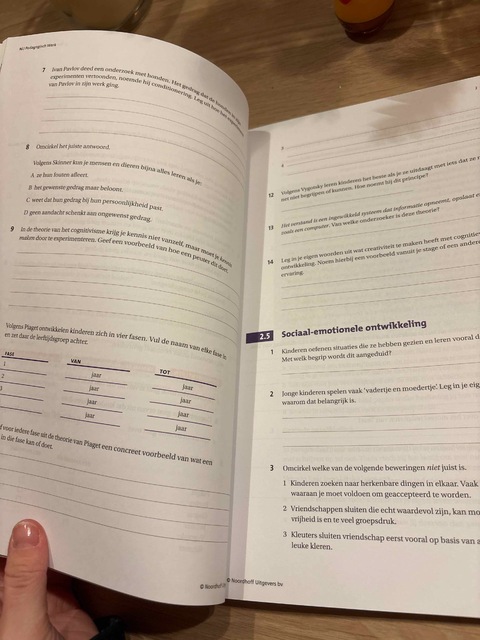 9789001734718-Basisboek-opvoeding-en-ontwikkeling